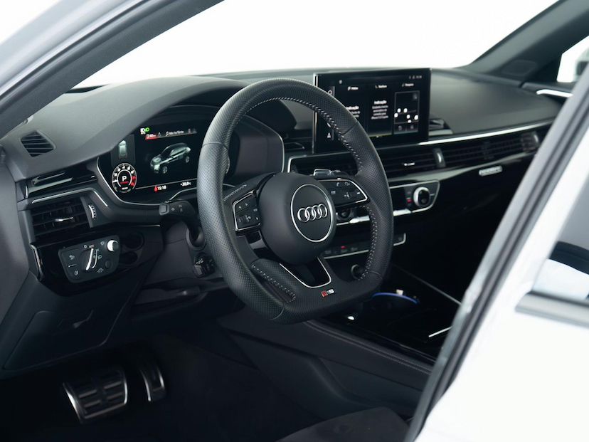 Foto do veículo AUDI RS4  AV 2.9TFSI 2021 30.625 KM 499.000,00