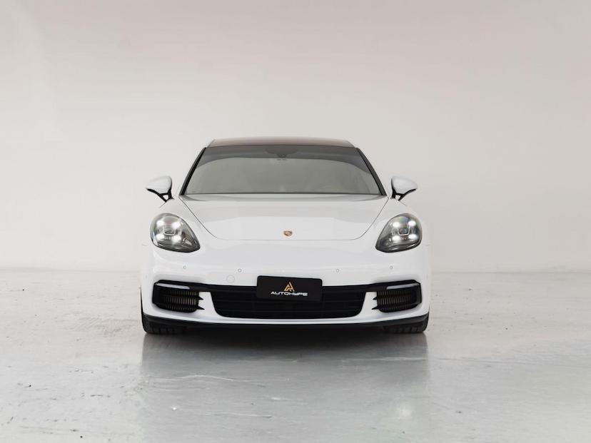 Foto do veículo PORSCHE PANAMERA 4 E-HYBRID 2018 18.785 KM 499.000,00