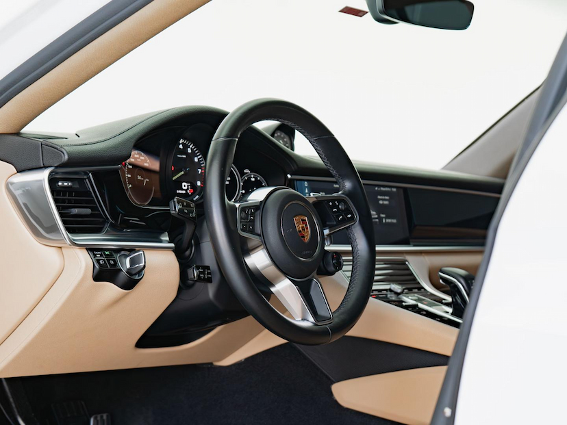 Foto do veículo PORSCHE PANAMERA 4 E-HYBRID 2018 18.785 KM 499.000,00
