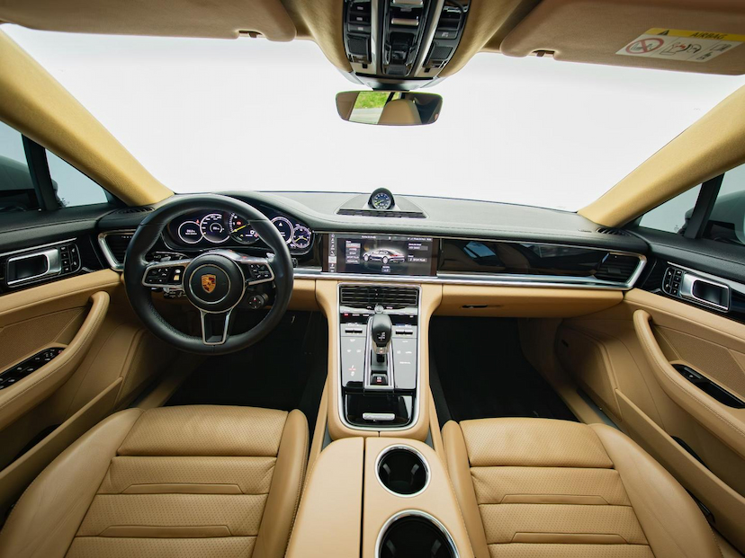Foto do veículo PORSCHE PANAMERA 4 E-HYBRID 2018 18.785 KM 499.000,00
