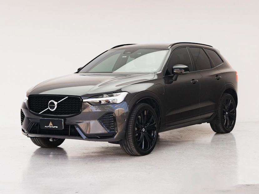 Foto do veículo VOLVO XC60 T8 ULTIMATE DARK 2024 29.421 KM 359.000,00