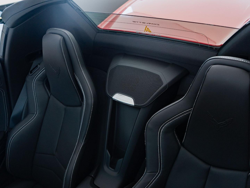 Foto do veículo CHEVROLET CORVETTE LT1 CONVERSÍVEL 2025 82 KM 1.390.000,00