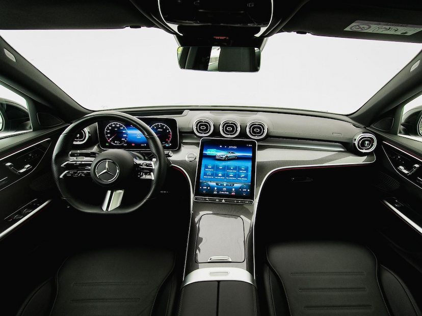 Foto do veículo MERCEDES-BENZ C 300 AMG LINE EQ BOOST 2022 22.823 KM 309.000,00
