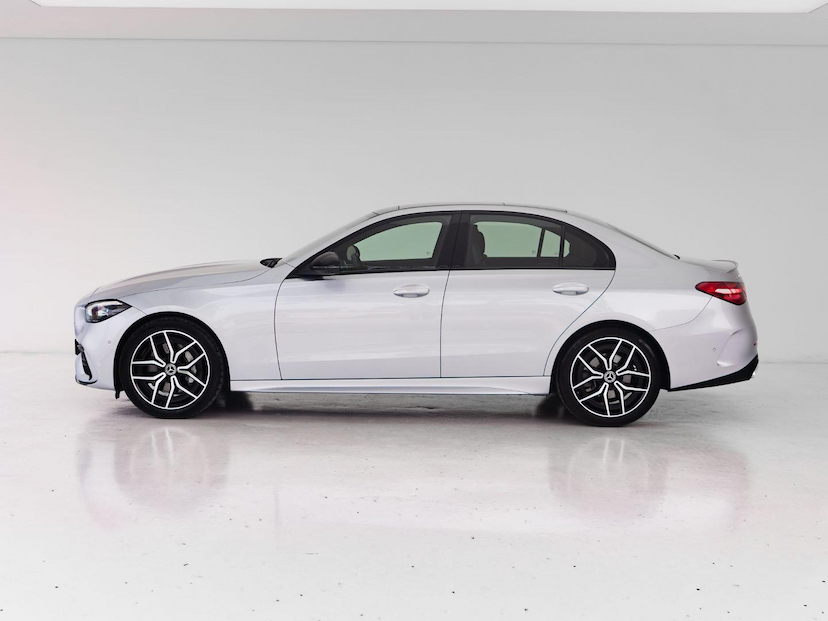 Foto do veículo MERCEDES-BENZ C 300 AMG LINE EQ BOOST 2022 22.823 KM 309.000,00