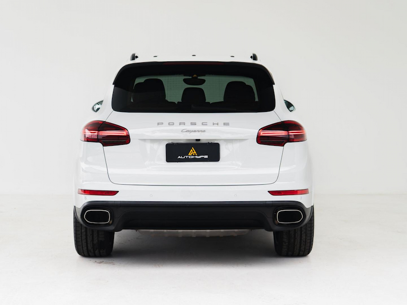 Foto do veículo PORSCHE CAYENNE  V6 2018 40.257 KM 249.000,00