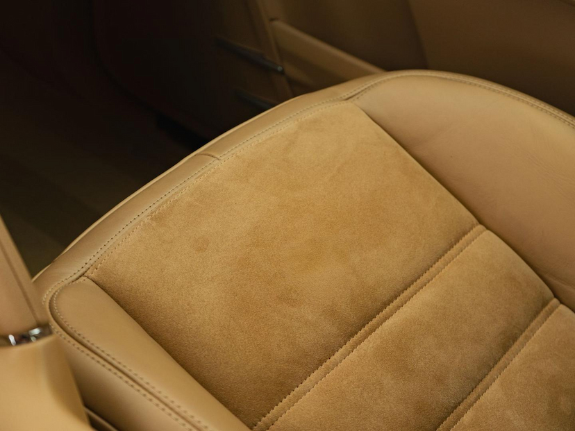 Foto do veículo PORSCHE CAYENNE  V6 2018 40.257 KM 249.000,00
