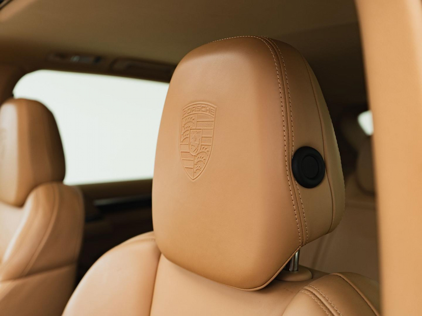Foto do veículo PORSCHE CAYENNE  V6 2018 40.257 KM 249.000,00
