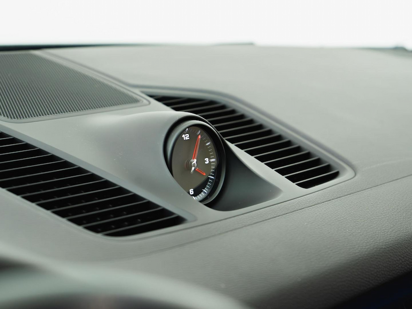 Foto do veículo PORSCHE CAYENNE COUPE E-HYBRID PLATINUM EDITION 2023 48.961 KM 619.000,00