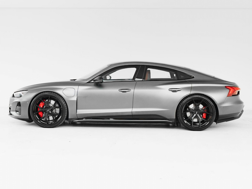 Foto do veículo AUDI E-TRON RS GT 2022 15.729 KM 499.000,00