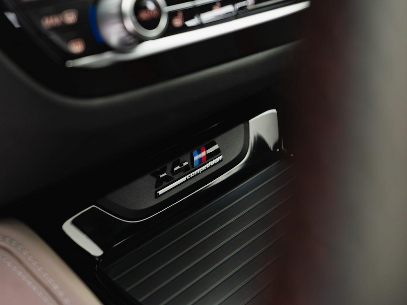 Foto do veículo BMW X4  M COMPETITION 2021 31.447 KM 449.500,00