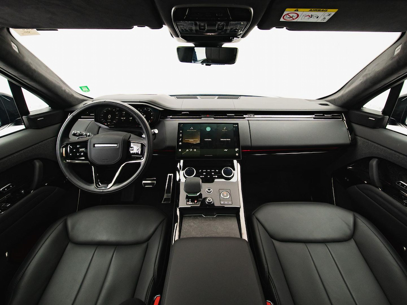 Foto do veículo LAND ROVER RANGE ROVER SPORT FIRST EDITION P510E 2023 8.265 KM 819.000,00