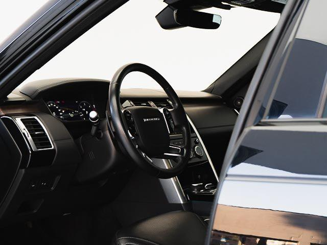 Foto do veículo LAND ROVER DISCOVERY TD6 HSE 2020 70.261 KM 259.000,00