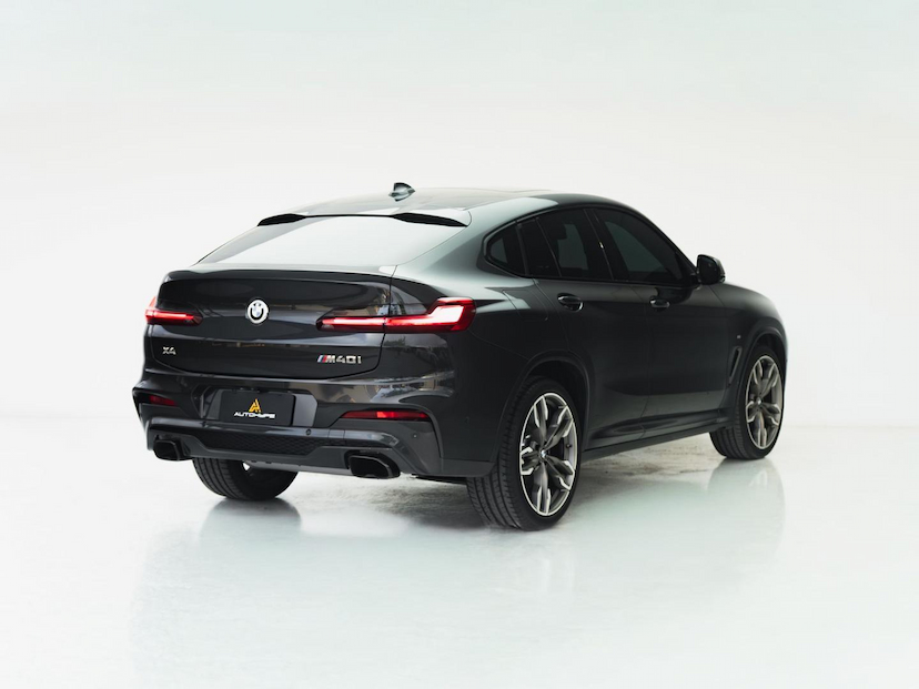 Foto do veículo BMW X4  M40I 2021 40.060 KM 347.500,00
