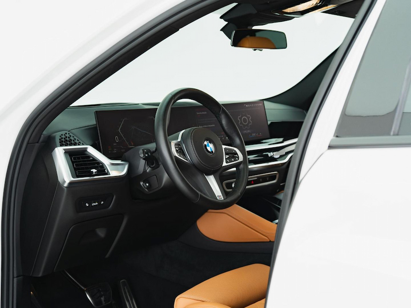 Foto do veículo BMW X6 XDRIVE 40I M SPORT 2024 5.145 KM 668.900,00
