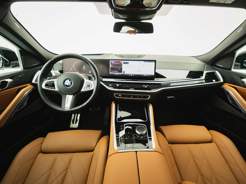 Foto do veículo BMW X6 XDRIVE 40I M SPORT 2024 5.145 KM 668.900,00