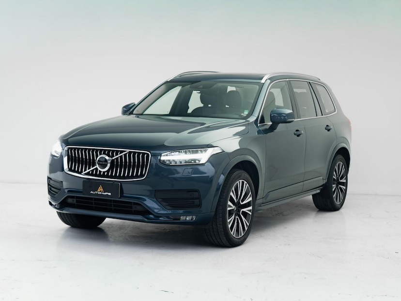 Foto do veículo VOLVO XC90  T6 MOMENTUM 2020 82.500 KM 199.000,00