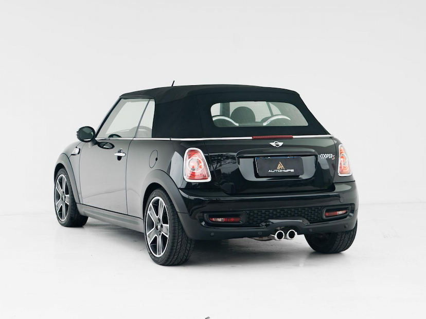 Foto do veículo MINI COOPER S CABRIO 2013 51.440 KM 99.500,00