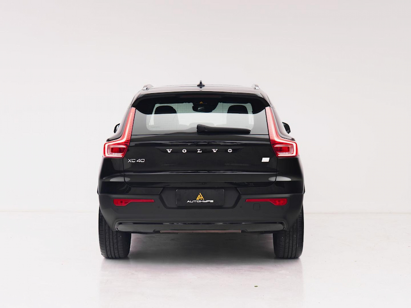 Foto do veículo VOLVO XC40 T5 R-DESIGN 2021 53.765 KM 179.500,00