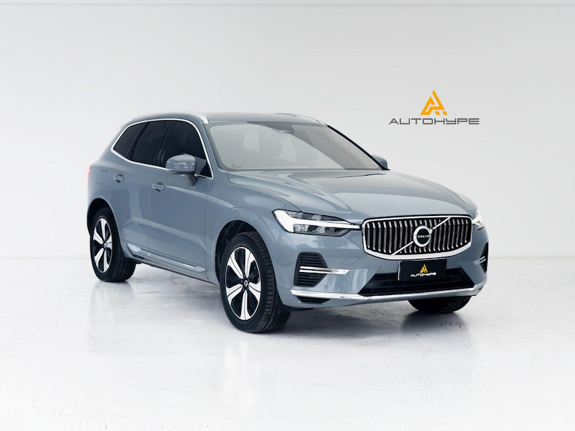 Foto do veículo VOLVO XC60  T8 PLUS 2023 49.500 KM 269.000,00