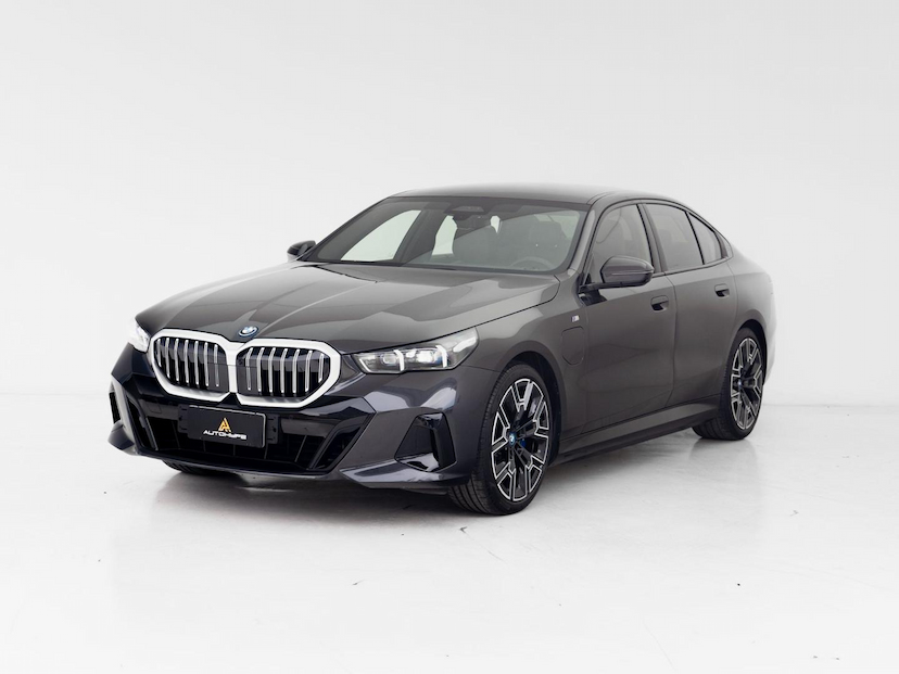 Foto do veículo BMW 530I M SPORT HÍBRIDO 2025 6.267 KM 489.000,00