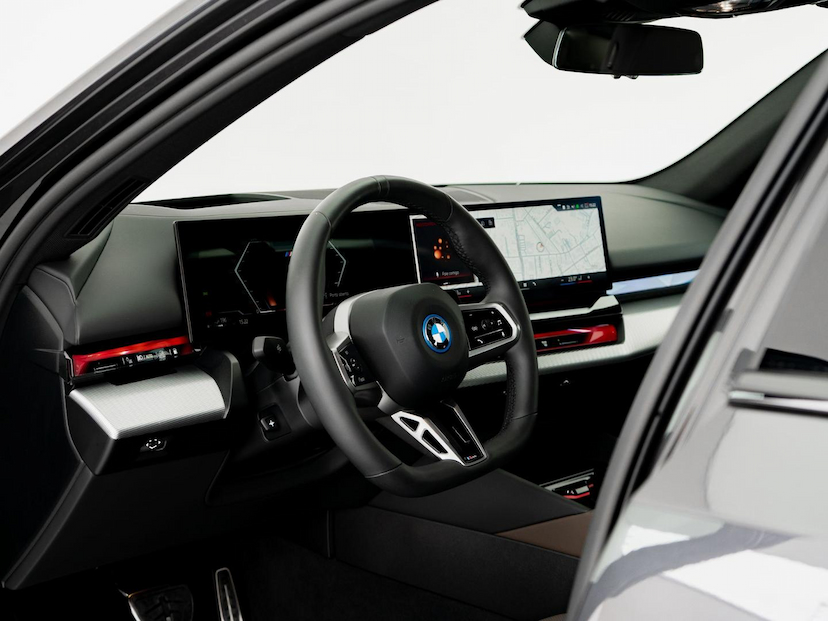 Foto do veículo BMW 530I M SPORT HÍBRIDO 2025 6.267 KM 489.000,00