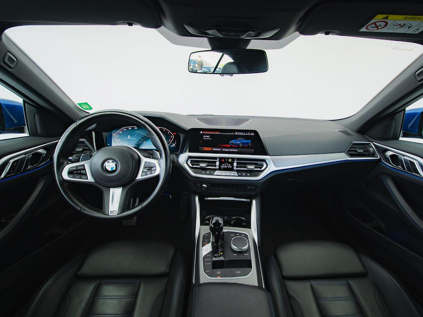 Foto do veículo BMW 420I  CABRIO 2023 17.243 KM 369.000,00