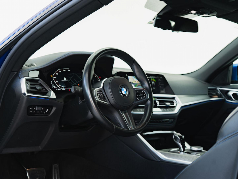Foto do veículo BMW 420I  CABRIO 2023 17.243 KM 369.000,00
