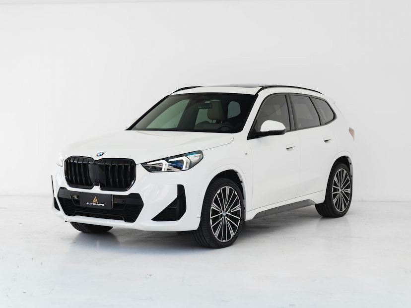 Foto do veículo BMW X1  S20I M SPORT 2024 9.100 KM 309.000,00