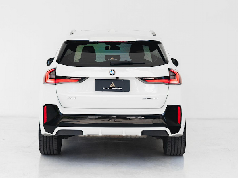 Foto do veículo BMW X1  S20I M SPORT 2024 9.100 KM 309.000,00