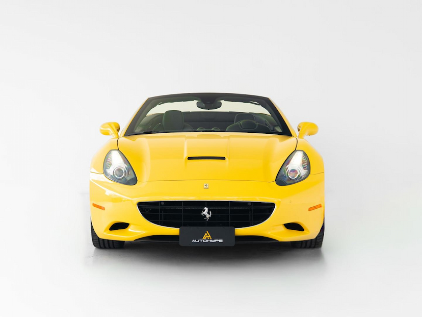 Foto do veículo FERRARI CALIFORNIA  2010 30.179 KM 1.199.000,00