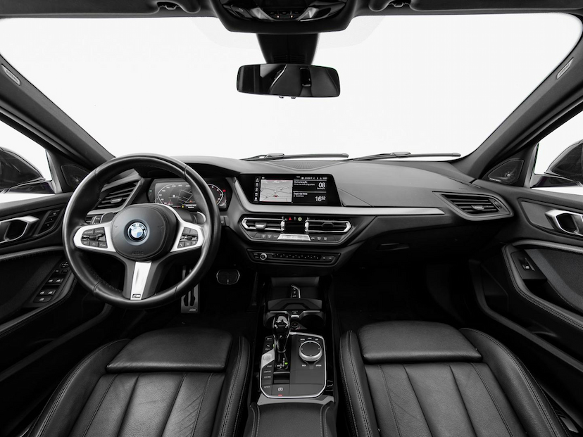 Foto do veículo BMW M 135I  XDRIVE 2020 49.628 KM 234.900,00