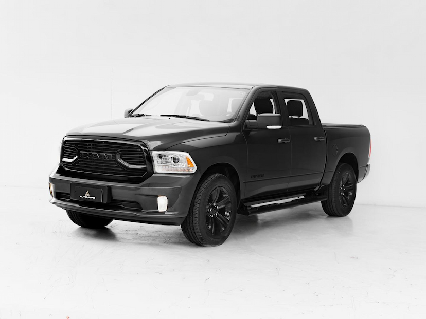Foto do veículo RAM CLASSIC  LARAMIE NIGHT ED. 5.7 4X4 AUT. 2023 56.350 KM 265.500,00
