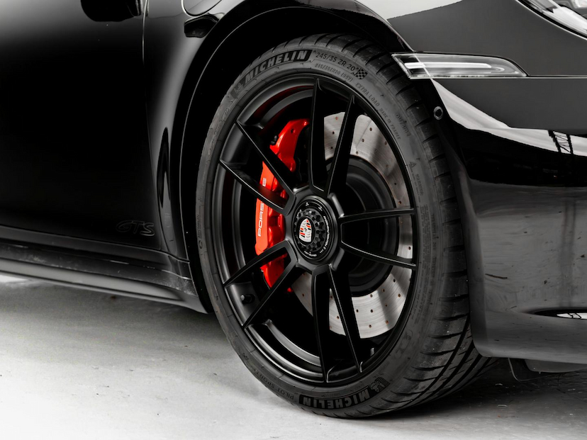 Foto do veículo PORSCHE 911 TARGA 4 GTS 2023 3.305 KM 1.149.000,00