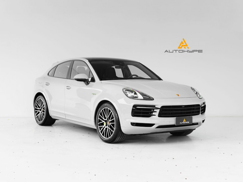 Foto do veículo PORSCHE CAYENNE CP PHE 2023 28.895 KM 619.000,00