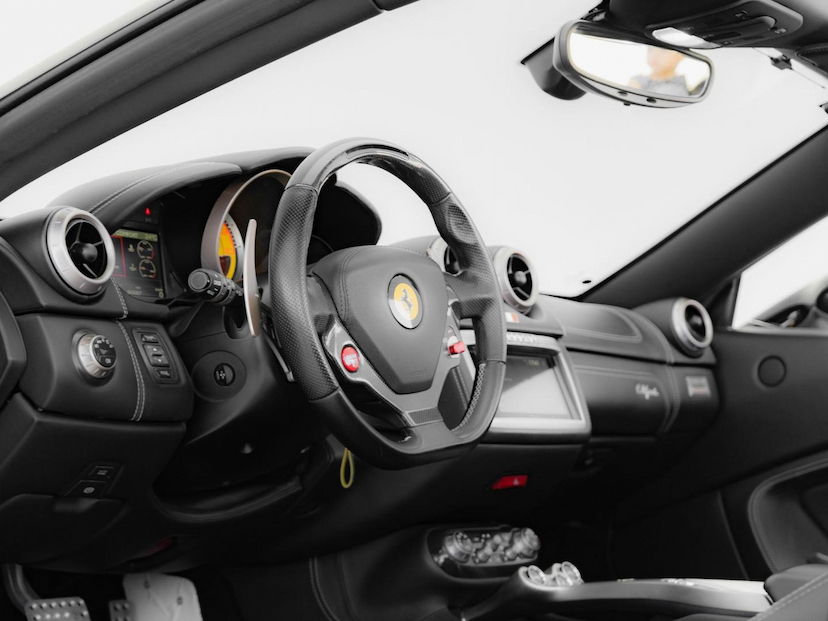 Foto do veículo FERRARI CALIFORNIA  2010 60.679 KM 1.190.000,00