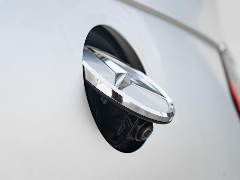 Foto do veículo MERCEDES-BENZ GLC 250  2019 13.018 KM 249.900,00