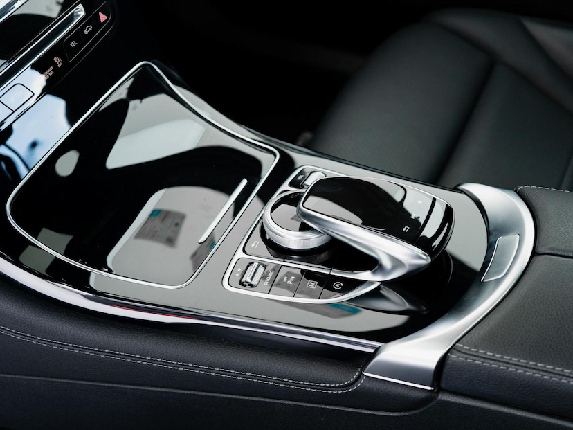 Foto do veículo MERCEDES-BENZ GLC 250  2019 13.018 KM 249.900,00