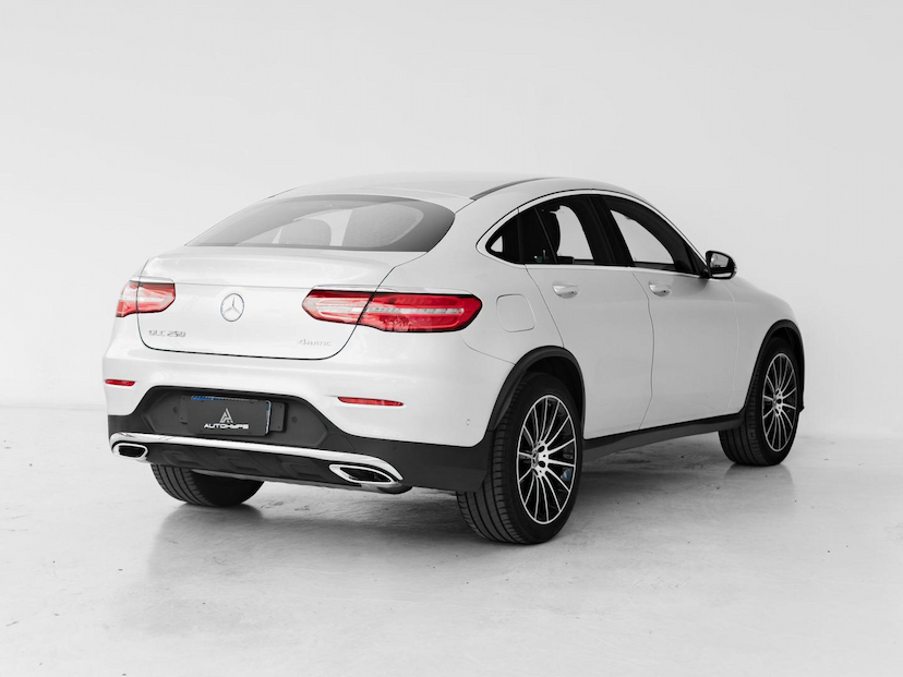Foto do veículo MERCEDES-BENZ GLC 250  2019 13.018 KM 249.900,00