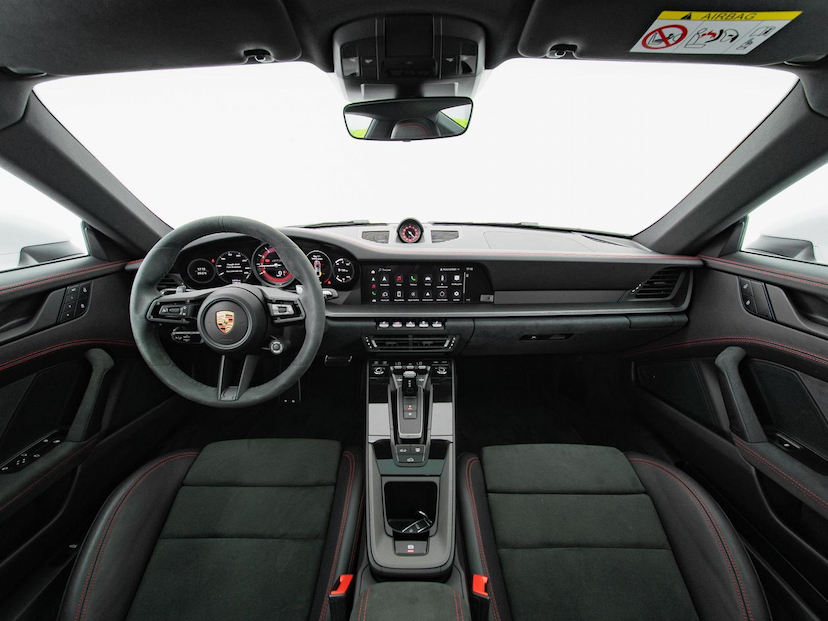 Foto do veículo PORSCHE 911 CARRERA  4 GTS 2024 1.188 KM 990.000,00