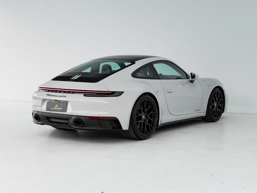 Foto do veículo PORSCHE 911 CARRERA  4 GTS 2024 1.188 KM 990.000,00