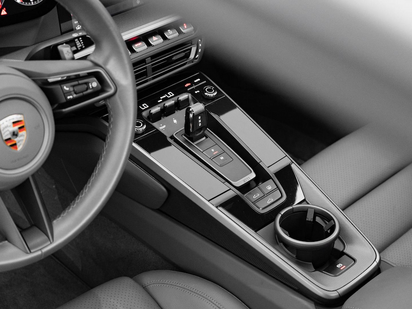 Foto do veículo PORSCHE 911  CARRERA 2021 7.280 KM 739.000,00