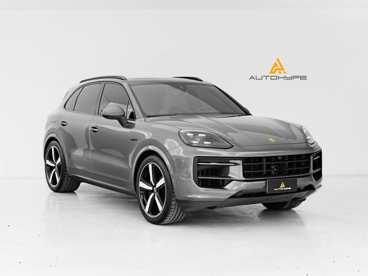 Foto do veículo PORSCHE CAYENNE  PHEV 2025/2025 6.450 KM R$ 848.500,00
