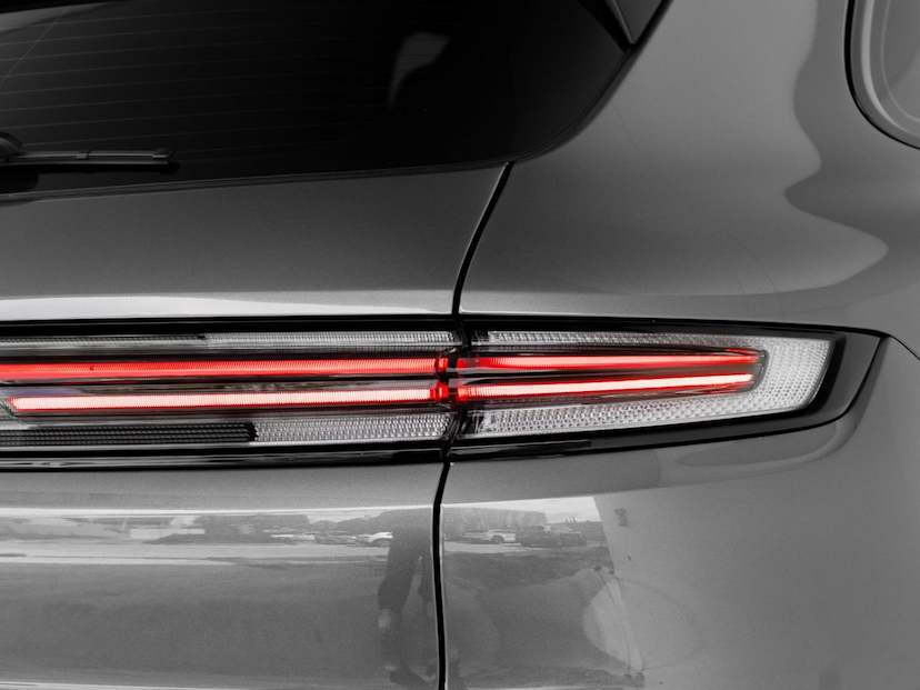 Foto do veículo PORSCHE CAYENNE E-HYBRID 2025 6.450 KM 798.500,00