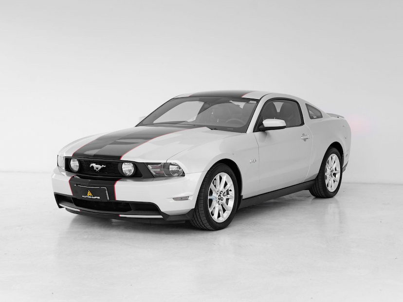 Foto do veículo FORD MUSTANG  GT COUPE 2012 27.389 KM 349.000,00