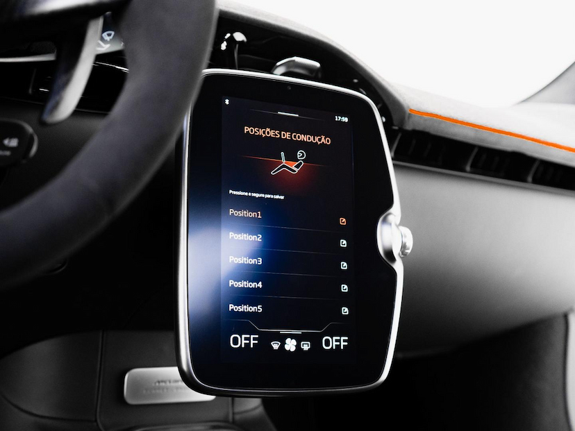 Foto do veículo MCLAREN ARTURA  2026 839 KM 2.690.000,00