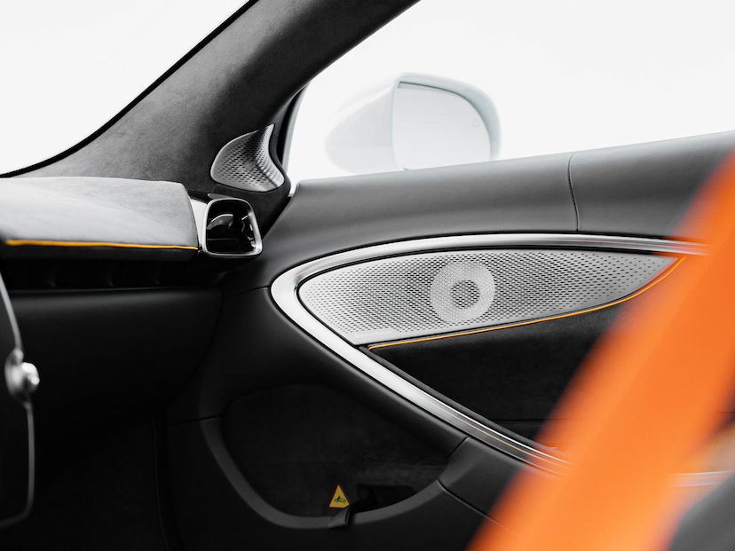 Foto do veículo MCLAREN ARTURA  2026 839 KM 2.690.000,00