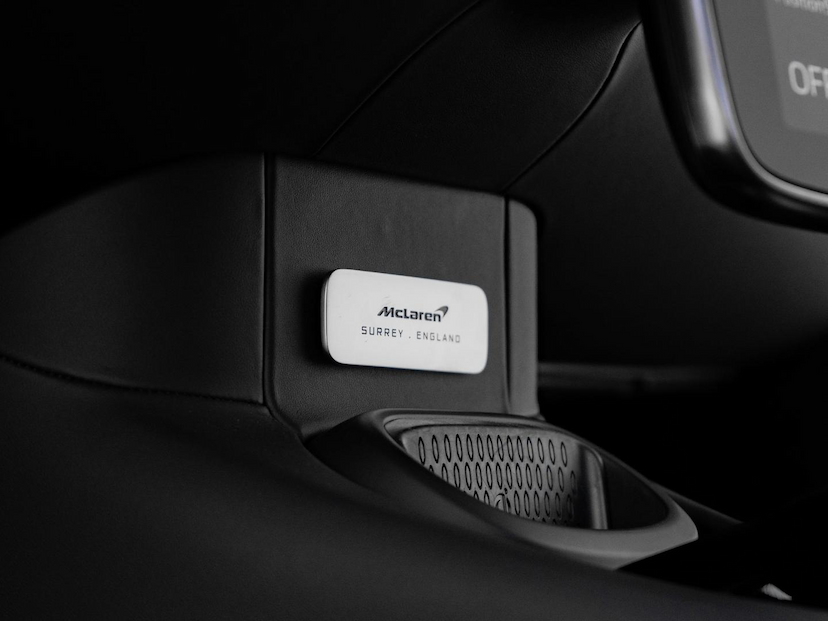 Foto do veículo MCLAREN ARTURA  2026 839 KM 2.690.000,00