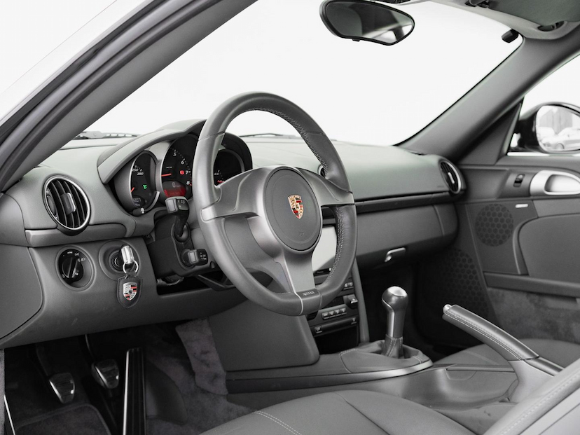 Foto do veículo PORSCHE CAYMAN  2010 22.209 KM 338.500,00