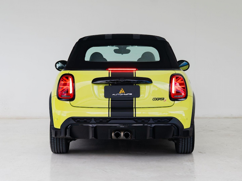 Foto do veículo MINI COOPER  S CABRIO 2022 21.600 KM 229.000,00