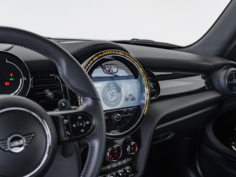 Foto do veículo MINI COOPER  S CABRIO 2022 21.600 KM 229.000,00